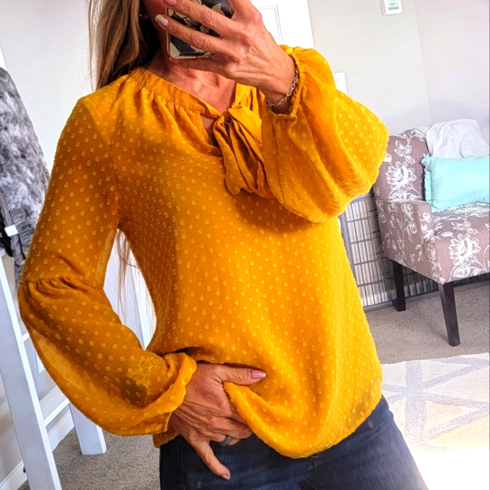 Beautiful Mustard yellow blouse S